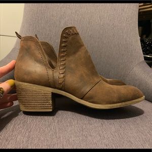Brown Rock & candy heeled bootie